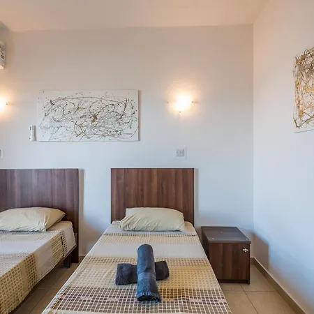 Getawaysmalta - Seashells 2-bedroom In Bugibba Appartamento St. Paul's Bay