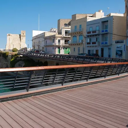 Getawaysmalta - Seashells 2-bedroom In Bugibba Apartamento *