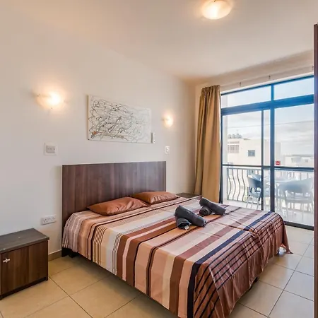 Getawaysmalta - Seashells 2-bedroom In Bugibba *