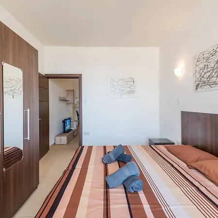 Apartamento Getawaysmalta - Seashells 2-bedroom In Bugibba *
